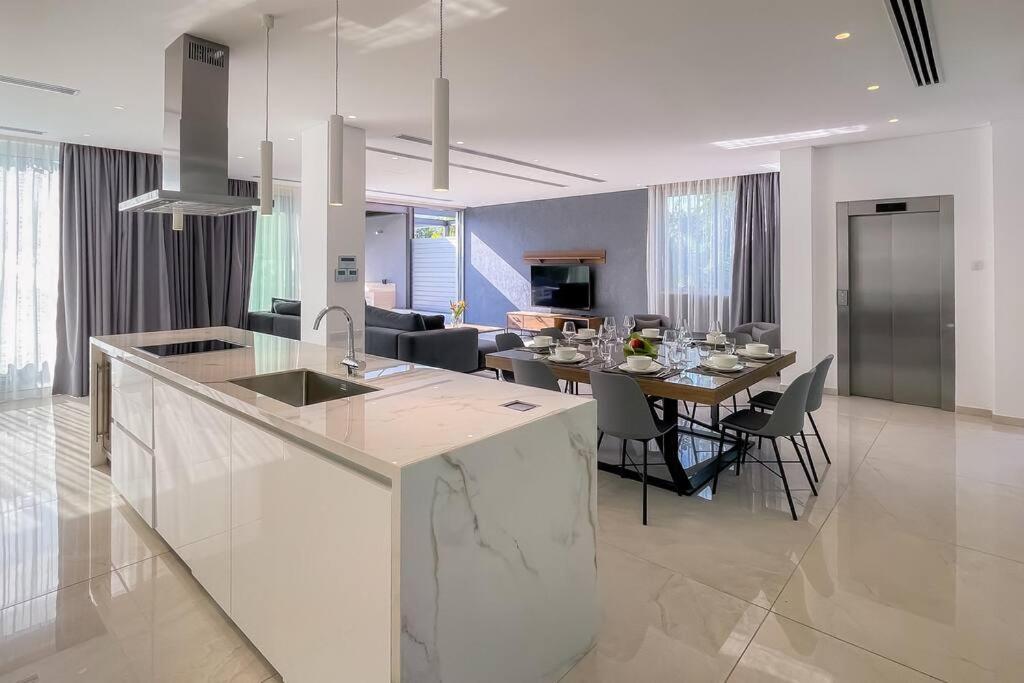 Armonia Seaview Villa Aya Napa Dış mekan fotoğraf